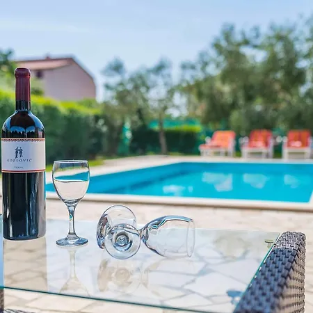 Tatil Evi Holiday Ivona